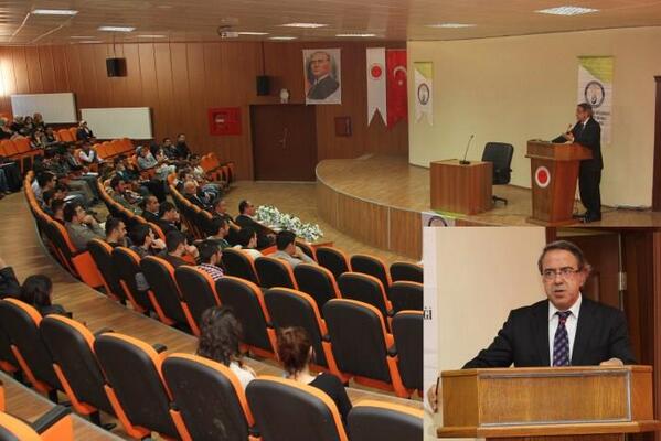 Araştırmacı Yazar Mustafa Armağan Bozok Üniveristesi öğrencilerine konferans verdi.