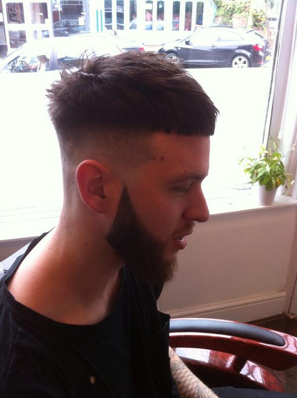 harriette765's tweet photo. Great day yesterday @Menspirehair  with @georgiecalvert @clipsosalons learnt so much. Thanks to Charlie and josh. http://t.co/qEQxrUoWxV