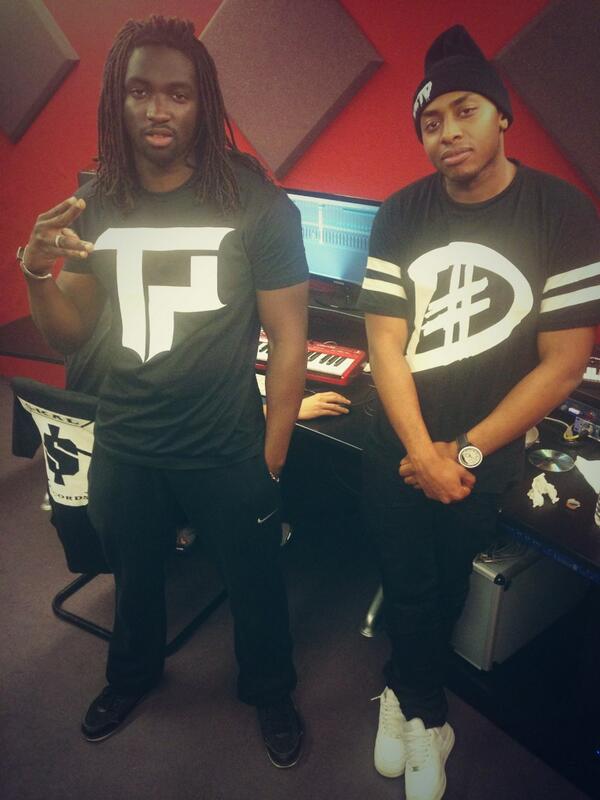 SULTANOFFICIEL's tweet photo. Sultan feat @ixzoo #92 #93 #QueDlaPeufra #Bientot #BoSouLouToi http://t.co/mXsOOxom8Z