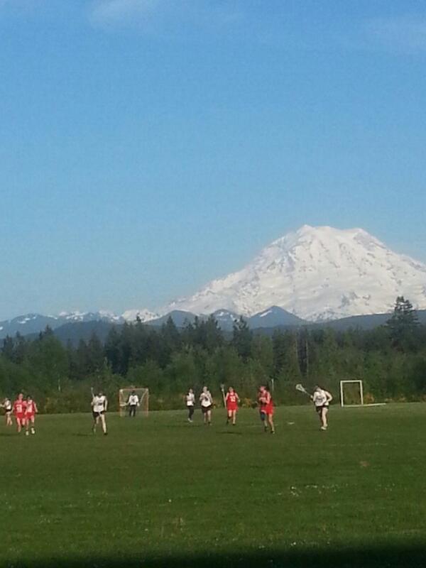 Final score Puyallup 2 - Snohomish 18 nice job Snohomish good luck in round 3 #wslaxplayoffs