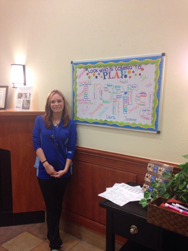 MeganJo22's tweet photo. Beautiful handiwork of our talented Amanda! #wcpetm #inspiredbypets http://t.co/vTLUYMKewc