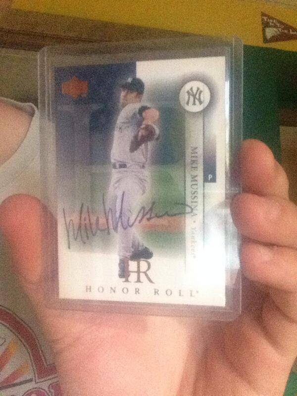 LeviVM_MLB's tweet photo. Want to win this Mike Mussina autograph? Follow, RT and give me your early season MVP to be entered. http://t.co/vDZR9uKMWA