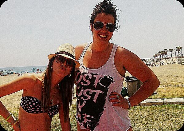 crisstti94's tweet photo. La quiero yo a la tontaa estaaa ;) http://t.co/x53RkztKJ3