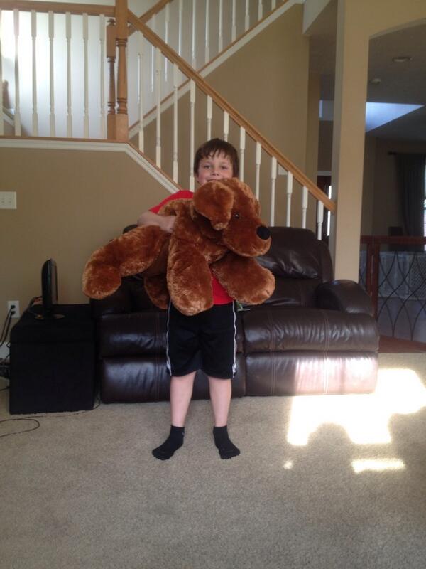 ButteryPaige's tweet photo. This is what LJ spent his $20 on #lordhelpus 🙏 one favorite = one prayer http://t.co/kILNRk2fWV