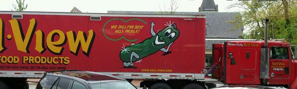 kerryrawe's tweet image. @SethMacFarlane If Quagmire were a pickle, He would be THIS pickle. Rock on, creepy pickle... #Giggity.