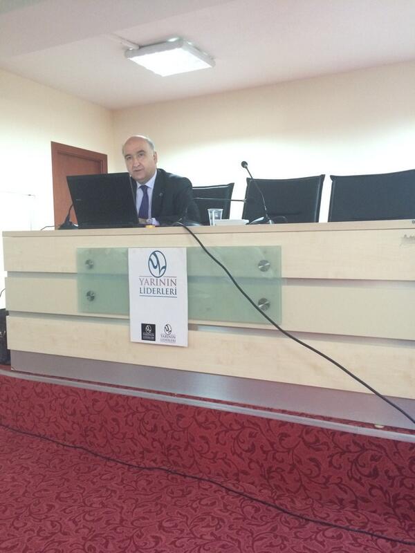 Tgenc06's tweet photo. Bu hafta Yarnın Liderleri Eğitmimizde Çankaya Üniversitesi Rektörü Sn. Ziya Burhanettin Güvenç hocamızla beraberdik http://t.co/sYG8uEaQ7M