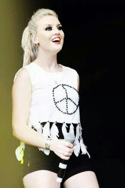 niallftstylesx's tweet image. good morning with a big smile on my face hehehe i will go to exam byee &amp;lt;3 #historyproblems !