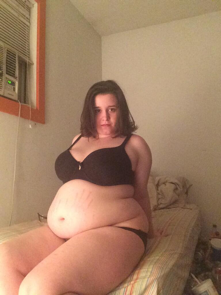 mark Taylor on Twitter: ""@bbwdanielle: big thighs, growing belly...