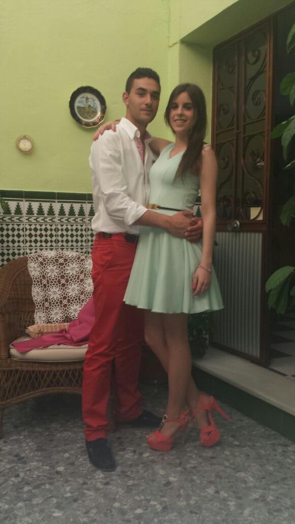 amanda_ms1's tweet photo. Tengo el mejor hombre del mundo a mi lado (L) http://t.co/QxmOJDv0mi