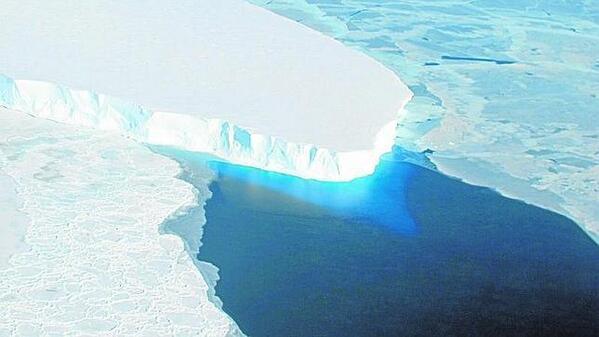 abc_es's tweet photo. Los glaciares de la #Antártida se funden a un ritmo «imparable» http://t.co/YqR5Xe2g1F http://t.co/yaHBThZP4W