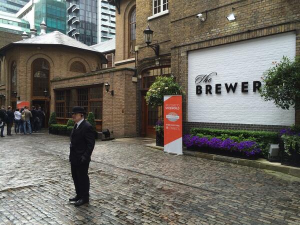 jay_hallberg's tweet image. The doors open at queue builds at #spiceworldlondon