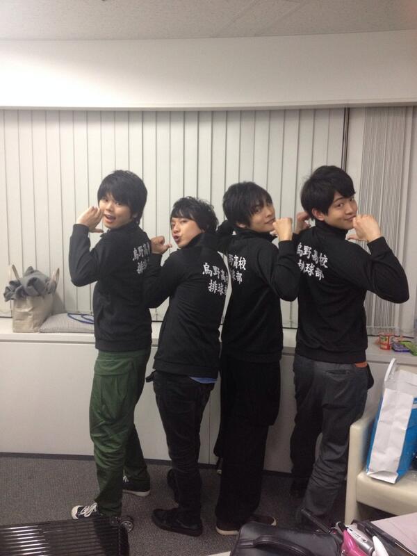 林勇 Screen Mode Vo Youtubeやってます 烏野四人で撮ったよ 是非買ってね 月刊 アニメディア 14年6月号 ハイキュー 日向役 村瀬歩 影山役 石川界人 田中役 林勇 西谷役 岡本信彦 撮りおろし写真 インタビュー Http T Co