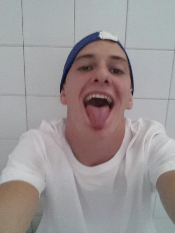 manolaco_'s tweet photo. oleee oleee oleeeee http://t.co/ybmU7F3pVR