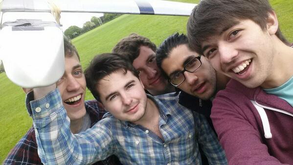 rob_markwell's tweet photo. 4 months work and our lil baby flew :D #PlaneSelfie http://t.co/TFtun6Jo5A
