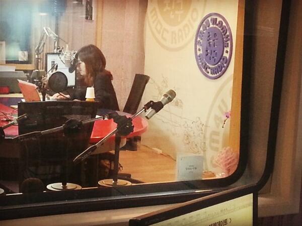 [OTHER][06-05-2014]Hình ảnh mới nhất từ DJ Sunny tại Radio MBC FM4U - "FM Date" BngtKFVCUAAdw5w