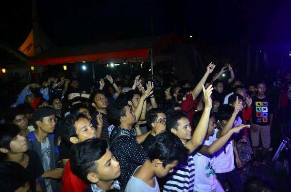 Wowww 11-05-2014 <a href="/ArchDay_2014/">ArchDay 2014</a> @MingguRayaBjb perform <a href="/SOULSIXIDreggae/">SOULSIX ID Official</a>