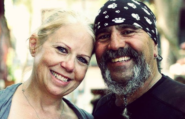 ThisIsRYOT's tweet photo. This couple was charged $2,238 for feeding the homeless. RT if you think this is ridiculous! http://t.co/IzZE1KZpOz http://t.co/pS8tI65bp7