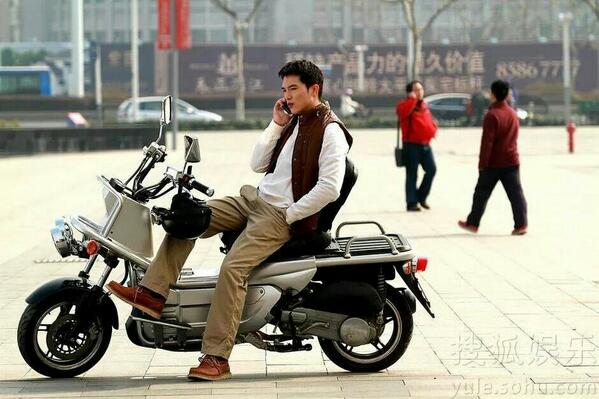 Roy Chiu tweet media