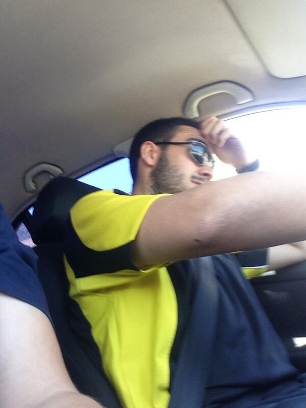 fini_insa's tweet photo. Cantando @AlexUbagoficial en el coche de @alvarogalan22 y con @DiegoAlonsoLope http://t.co/UfinXgTHLp