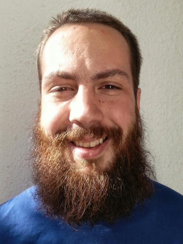 Unkarilainen Attila:"Suurin osa ystävistäni saa 20% palkasta kirjekuoressa. Siitä ei makseta veroja." #evejasean #yle