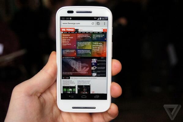 verge's tweet image. The Moto E is shockingly cheap and surprisingly good vrge.co/1li1m0t