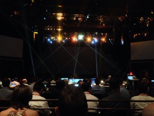 JoshuaSWarren: Getting ready for the #MagentoImagine keynote - the stage looks even more amazing this year! http://t.co/2BB4fCLgfh