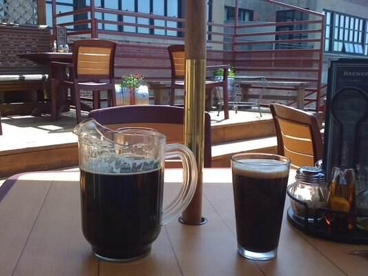 metrotimes's tweet photo. 23 Awesome Outdoor Dining Options http://t.co/vA9Z3SQyLA #SpringInDetroit @pjs_lagerhouse @ShoresInnbar @ArborBrew http://t.co/A0nzh1cqcn