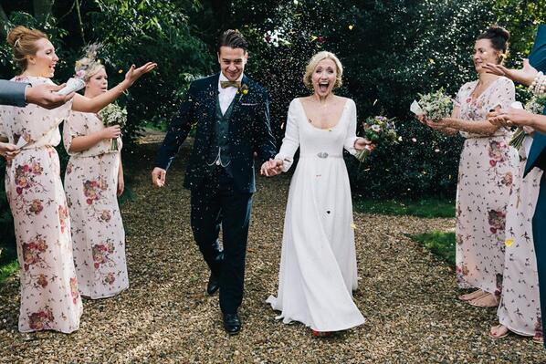 CountryWeddingVenue tweet media