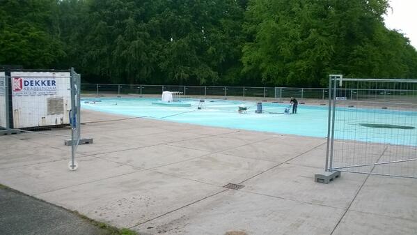 JeroenVelzen's tweet image. Herstelwerk grote kinderbad in #Amsterdamsebos is gestart. Mooie samenwerking tussen #kdbv en #fastpro