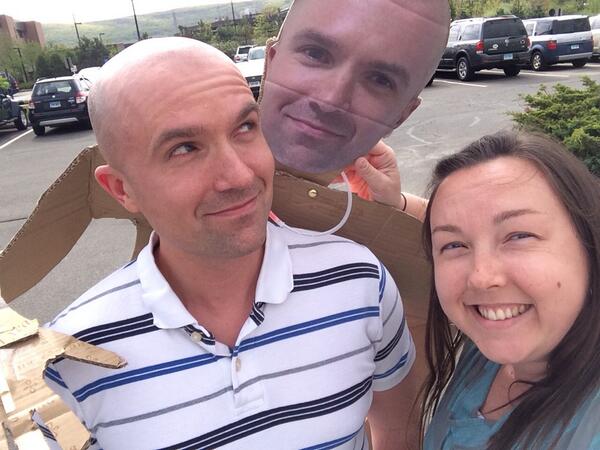 JaraZerull's tweet photo. So long @Cardboard_Paul @SelfiesCandy @paulryan01 http://t.co/dZE1KpECvy