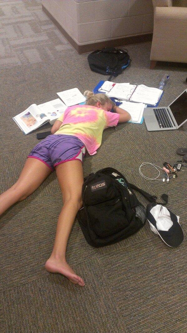 Social_Dump's tweet photo. How you know it's finals week... #finals http://t.co/qMHDBAdRWG