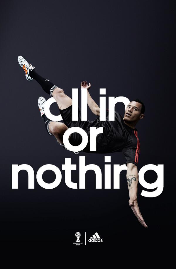 Aldoleao81's tweet photo. Yo le diría a @LINCPAL que le eche un ojo a mis #predatorlz Battle Pack. Con estos la vamos romper en Brasil #allin http://t.co/XJtqmXByCg