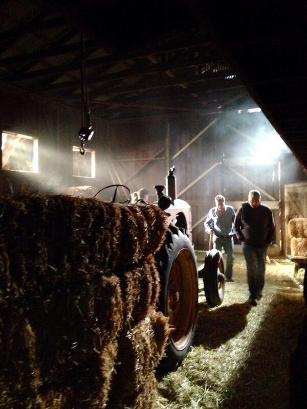 6x23 "FOR BETTER OR FOR WORSE" post-ep BTS pics & tweets - Page 2 BnjGbpnIIAA7dnu