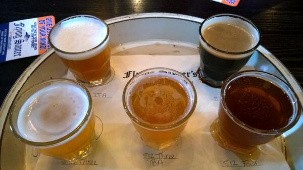 maryjofoley's tweet image. Windows Weekly Tweetup at the Flying Saucer has begun with a craft beer bang #MSTechEd