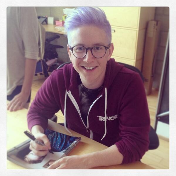 CBsweepstakes's tweet photo. Look who's at the Prizeo office signing stuff for his @TrevorProject #HangWithTyler campaign! @tyleroakley http://t.co/N7mCzgAb3d