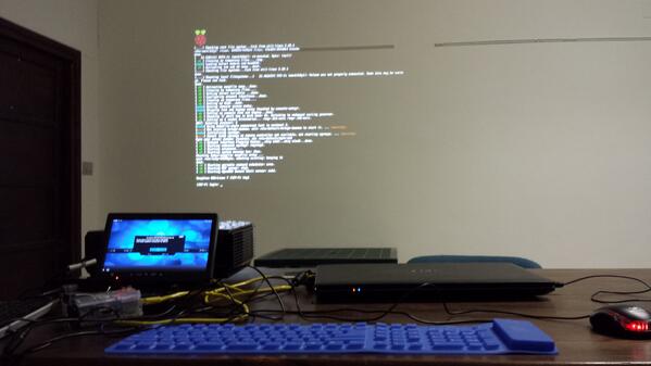 TusciaLUG's tweet photo. #Raspian @Raspberry_Pi #RaspberryPi http://t.co/5i655xR6at