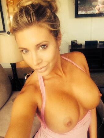 Here's my #titsouttuesday pic for y'all! ? #samanthasaint #wickedgirl http://t.co/taZTLXABWm
