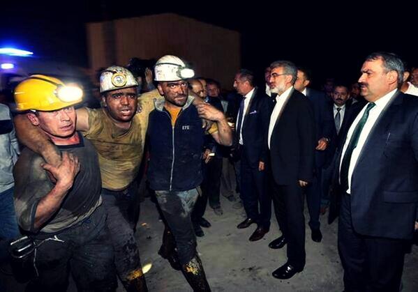 ErcVatansever's tweet photo. Bu resim ülkenin bir tarafıyla diğer tarafının resmidir. http://t.co/ACYEmAgJw2