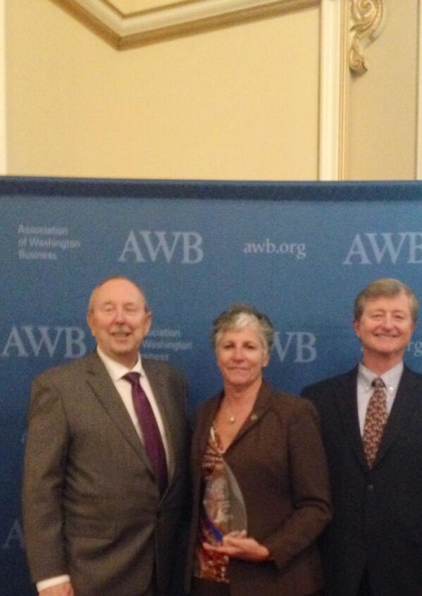 UPS Northwest recognized for community service at AWB meeting in Spokane <a href="/NorthwestUPSers/">Northwest UPSers</a>