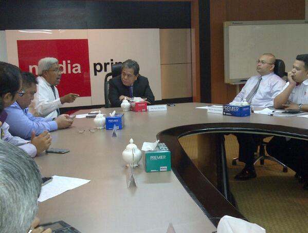 ammarsee's tweet photo. Corporate visit JLKN to Media Prima lead by Dato Abdul Hadi. Great discussion with DG Dato Johan Jaafar http://t.co/uBEsr4Xafu