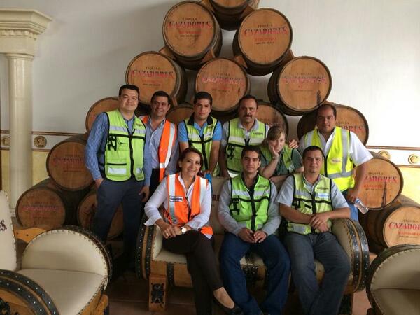 hoy concluyó la capacitación para colaboradores de <a href="/TCazadores/">Tequila Cazadores</a>, un gran grupo y mucha convicción #RSE Gran equipo