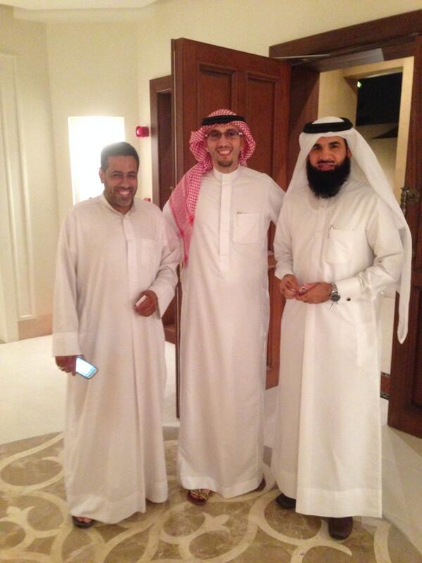 SuhailAlgosaibi's tweet photo. قد تختلف المذاهب و الآراء السياسية، و لكن يجمعنا حب الوطن و حب الخير. 
#BFRCD http://t.co/6x6uFhRQzE