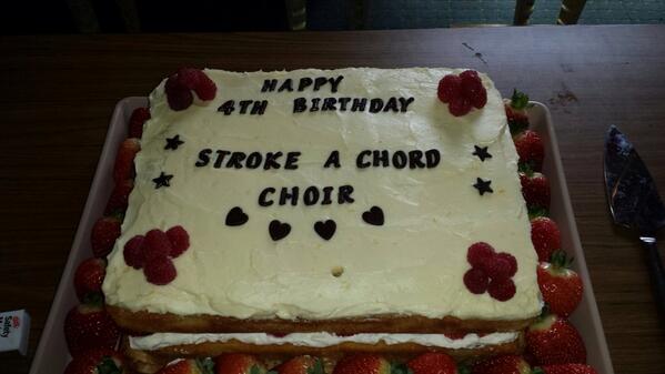 BronJones2's tweet photo. The cake was delish! Thank you TastyAz. Huge strawberries! http://t.co/odoVZ66a0h