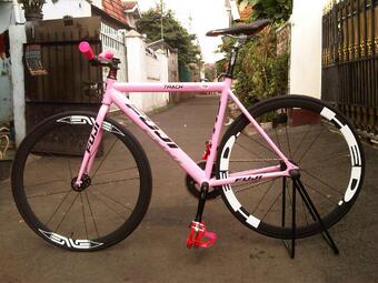 Frame fuji track comp new arrivals