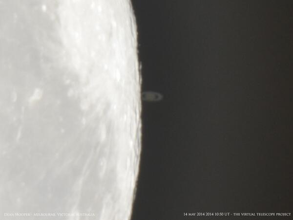 ObservingSpace's tweet photo. A pic from Dr. G. Masi’s stream via D. Hooper in Melbourne, Victoria, Australia. #saturn #occultation #moon http://t.co/7LrtP47pn1