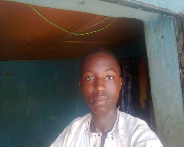 modbrick_ tweet picture