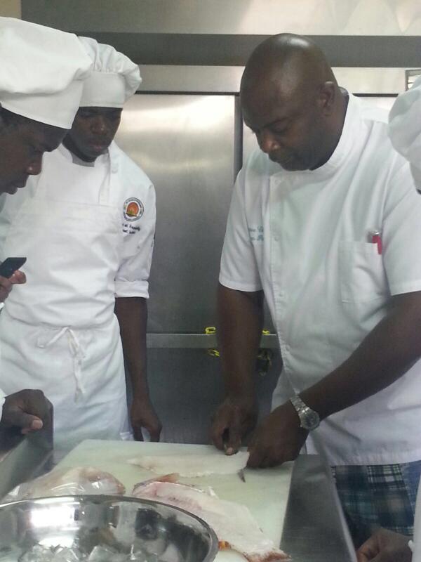 minoritychefs's tweet photo. Show me the way chef! http://t.co/54xXzrWBfw