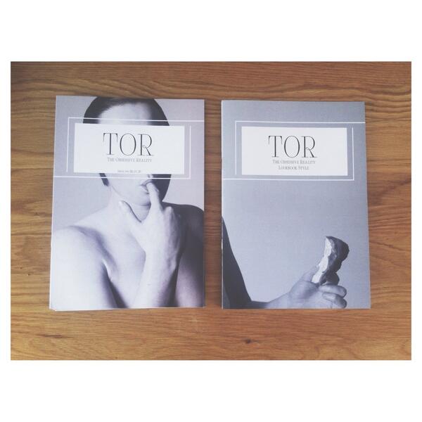 TheObsReality's tweet image. They are here, and ready for the show! #yeye #exciting #printed #lookbook #magazine #final