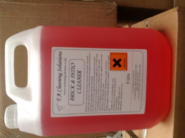 alanDbell773's tweet photo. Hi peeps ,treat your patio and stone work with our brick and patio cleaner ,buy it on eBay £14.95 inc delivery http://t.co/gAmKCdmXTi
