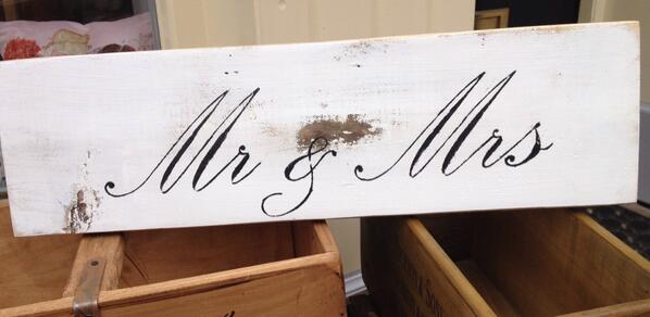 relovedinterior's tweet photo. Perfect wedding gift for style conscious couples Handmade on reclaimed wood #iloveDN #doncasterisgreat @doncaster_uk http://t.co/YgsaGtkNuj
